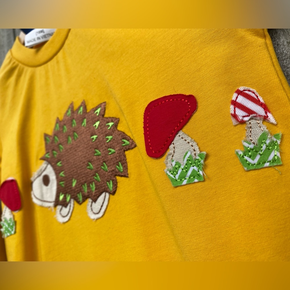 *NWT* Millie Jay, Hedgehog and mushroom appliqué - Picture 4 of 12